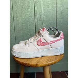 Nike Air Force 1 '07 Size 9 Paisley Pearl Pink White Shoes